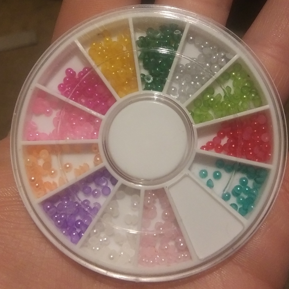 NAIL ART BEADS